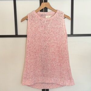 Lou & Grey knit sleeveless top. Size Small